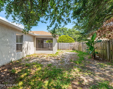 4211 Swanna Drive - Photo Thumbnail 8
