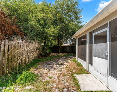 4211 Swanna Drive - Photo Thumbnail 10