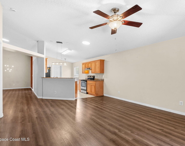 4211 Swanna Drive - Photo Thumbnail 15