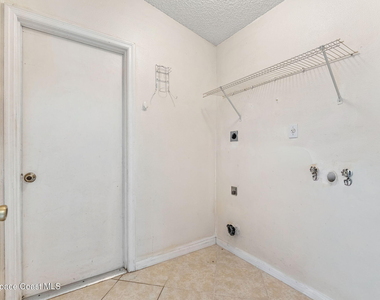 4211 Swanna Drive - Photo Thumbnail 26