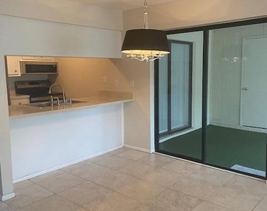 3261 Beach View Way - Photo Thumbnail 7