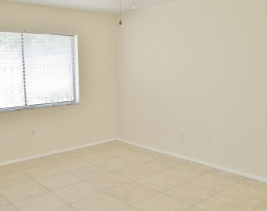 3261 Beach View Way - Photo Thumbnail 12