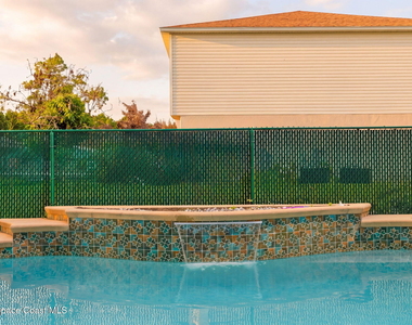 283 Umber Street Nw - Photo Thumbnail 20