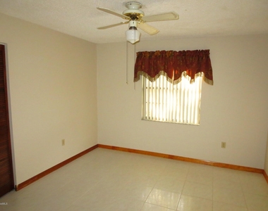 237 Emerson Drive Nw - Photo Thumbnail 7