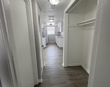 1800 South Street - Photo Thumbnail 5