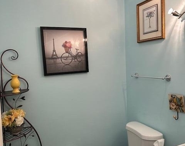 16 Vista Palm Lane - Photo Thumbnail 7