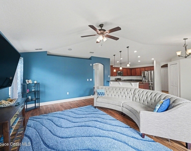 992 Coquina Street Se - Photo Thumbnail 19
