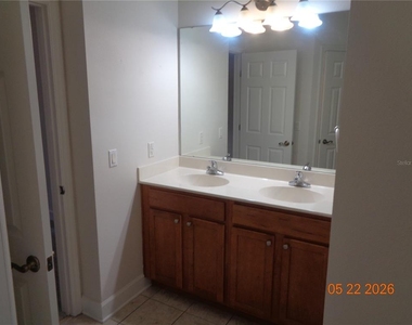 210 Woodhouse Lane - Photo Thumbnail 23