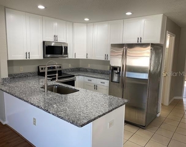 8427 Sw 136th Street - Photo Thumbnail 8