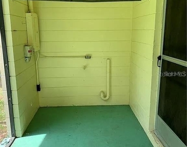 5217 17th Street - Photo Thumbnail 5