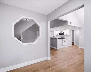 12287 Armenia Gables Circle - Photo Thumbnail 3