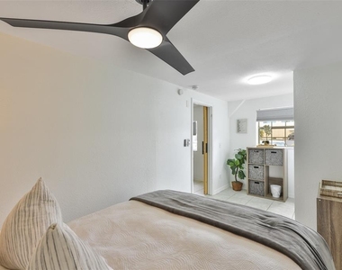 2575 S Himes Avenue - Photo Thumbnail 13