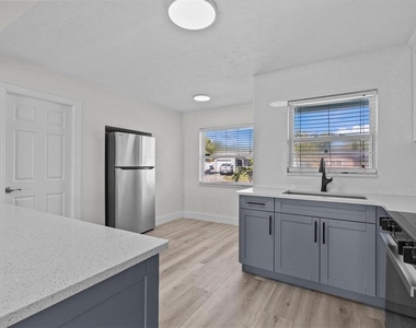 310 Westwinds Drive - Photo Thumbnail 13