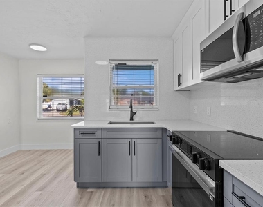 310 Westwinds Drive - Photo Thumbnail 14