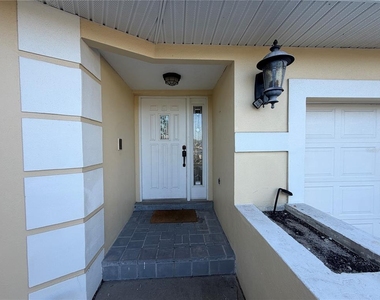 6612 Blackfin Way - Photo Thumbnail 32