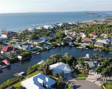 6612 Blackfin Way - Photo Thumbnail 16
