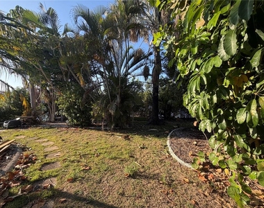 6612 Blackfin Way - Photo Thumbnail 34