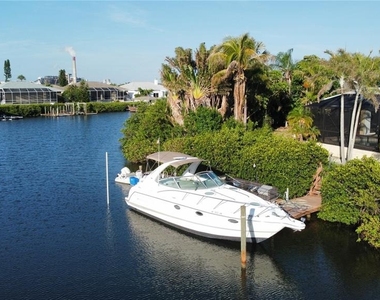 6612 Blackfin Way - Photo Thumbnail 19