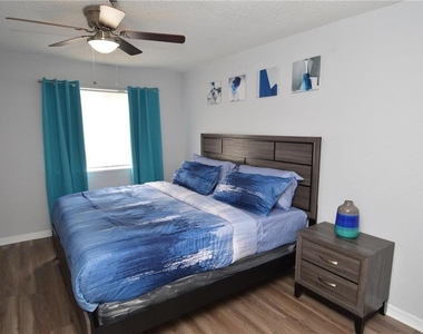 10265 Gandy Boulevard N - Photo Thumbnail 20