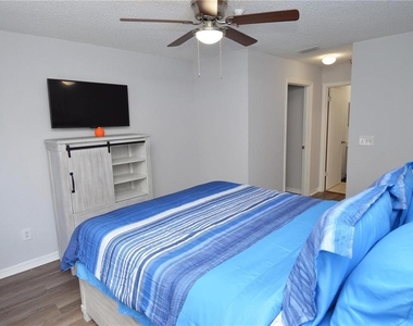 10265 Gandy Boulevard N - Photo Thumbnail 36