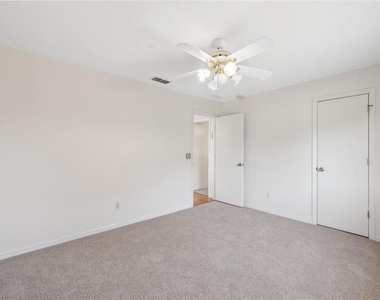 9853 Sw 59th Circle - Photo Thumbnail 6