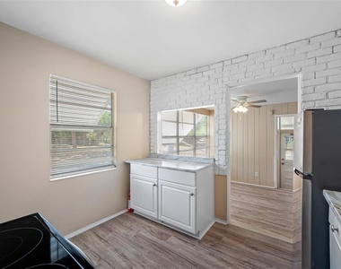 5055 3rd Avenue S - Photo Thumbnail 3
