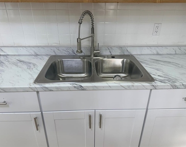 1414 Maluhia Drive - Photo Thumbnail 4