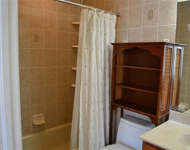 11235 Kapok Grand Circle - Photo Thumbnail 20