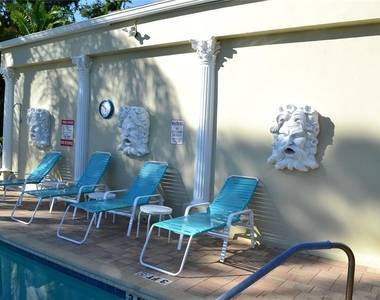 11235 Kapok Grand Circle - Photo Thumbnail 23