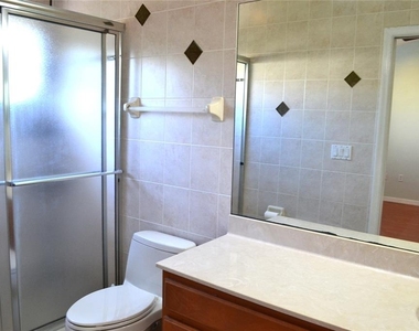 11235 Kapok Grand Circle - Photo Thumbnail 13