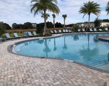 2313 Alee Lane - Photo Thumbnail 4