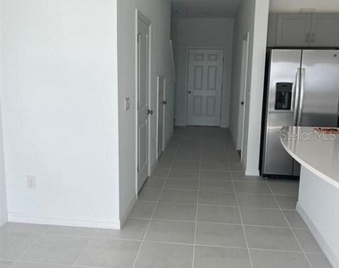 2313 Alee Lane - Photo Thumbnail 7