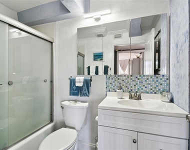 255 Dolphin Point - Photo Thumbnail 18