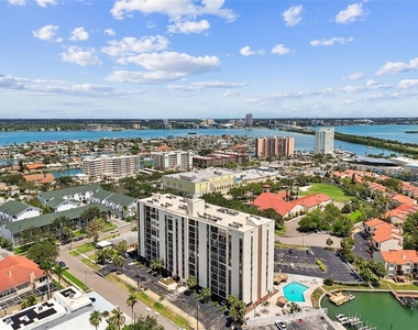 255 Dolphin Point - Photo Thumbnail 29