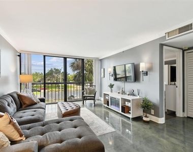 255 Dolphin Point - Photo Thumbnail 11