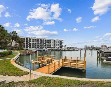 255 Dolphin Point - Photo Thumbnail 28