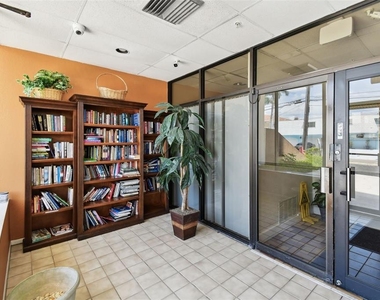 255 Dolphin Point - Photo Thumbnail 22