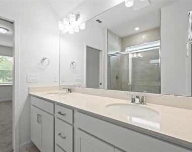 11234 Sycamore Glen Loop - Photo Thumbnail 17