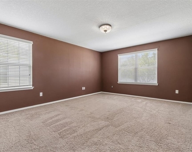 4768 White Sanderling Court - Photo Thumbnail 26