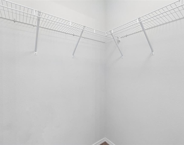 4768 White Sanderling Court - Photo Thumbnail 13