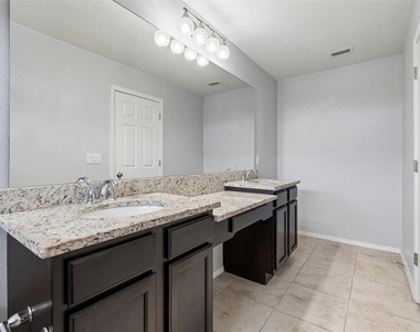 4768 White Sanderling Court - Photo Thumbnail 33