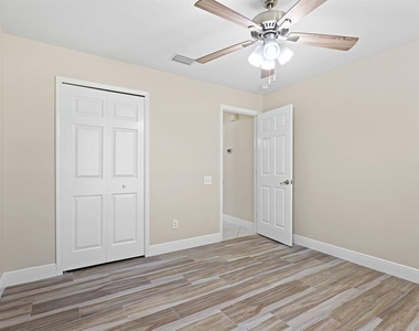 6447 Clair Shore Drive - Photo Thumbnail 29