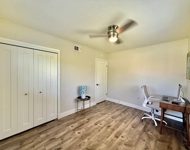 2233 Snead Avenue - Photo Thumbnail 23