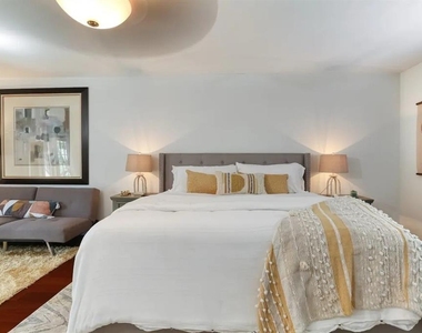 4014 W Palmira Avenue - Photo Thumbnail 23