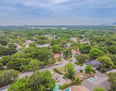 4014 W Palmira Avenue - Photo Thumbnail 49