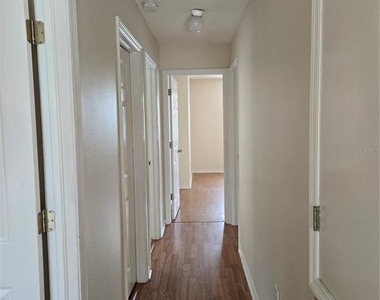 728 Burlwood Street - Photo Thumbnail 15