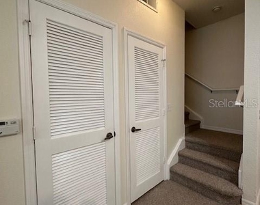 2290 San Vital Drive - Photo Thumbnail 16