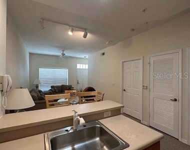 2290 San Vital Drive - Photo Thumbnail 9