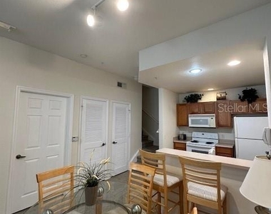 2290 San Vital Drive - Photo Thumbnail 10