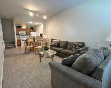 2290 San Vital Drive - Photo Thumbnail 2